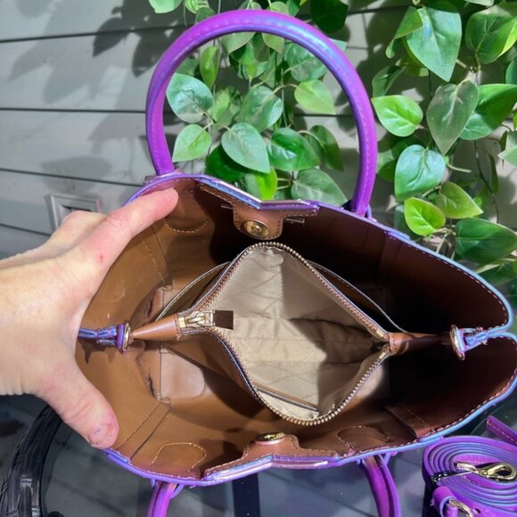 IRIDESCENT Fushia & MIRRORED Mauve Leather Medium Michael Kors Purse & Wallet - Picture 9 of 10